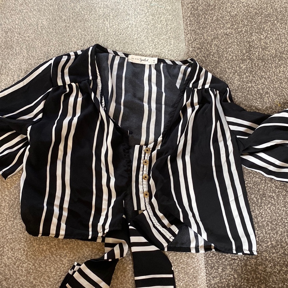Cropped blouse